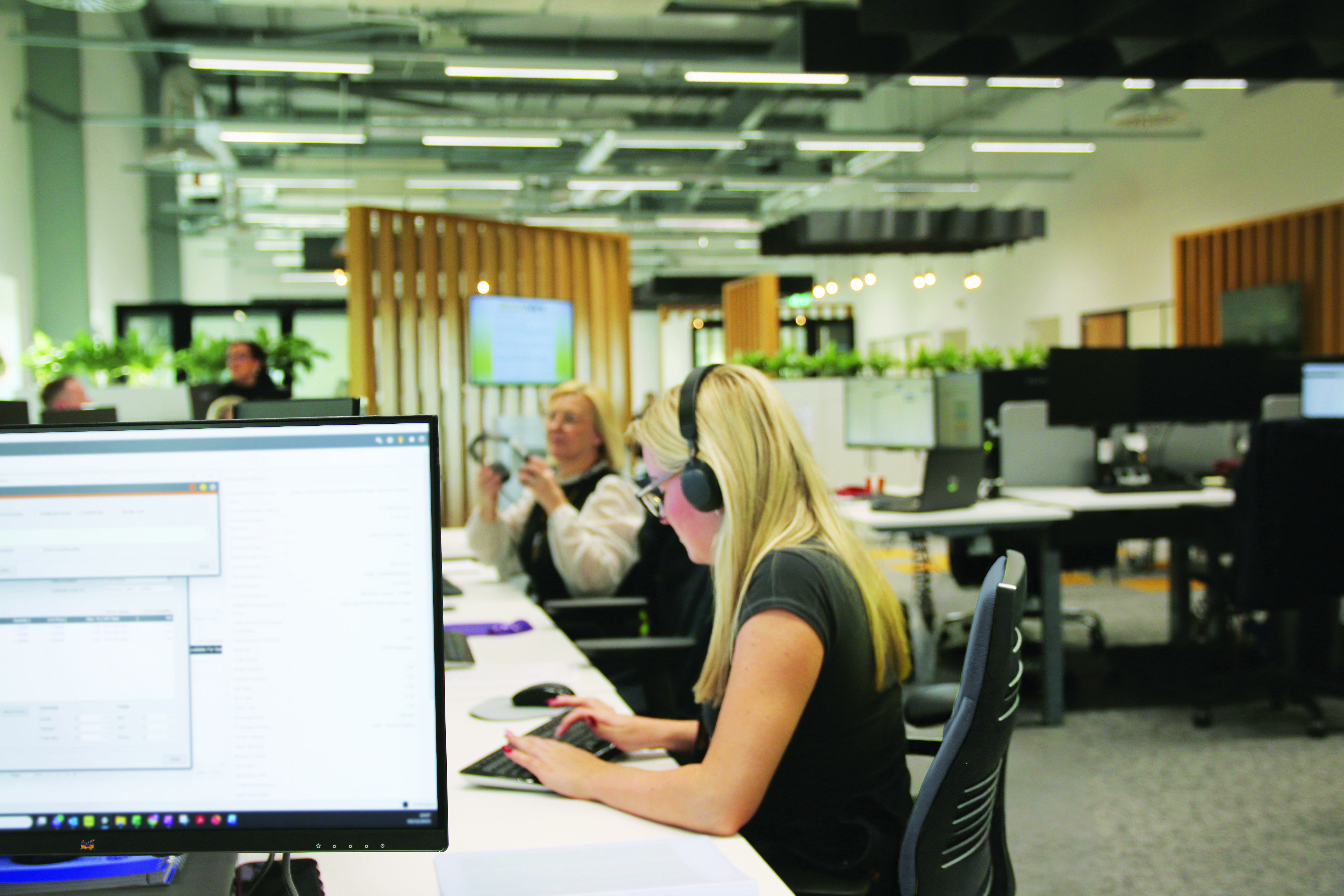 people-working-in-office-customer-service