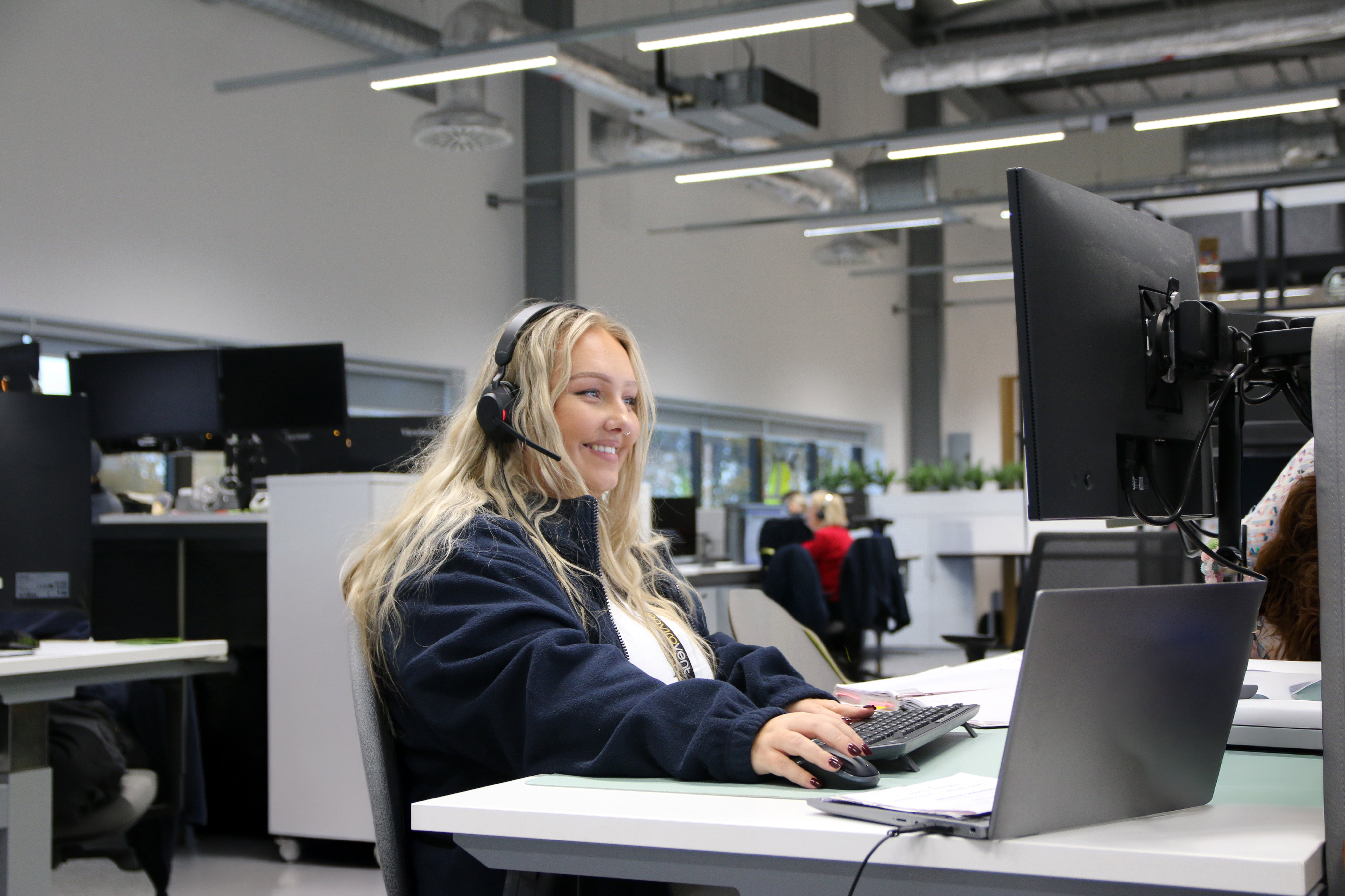 young-woman-working-in-computer