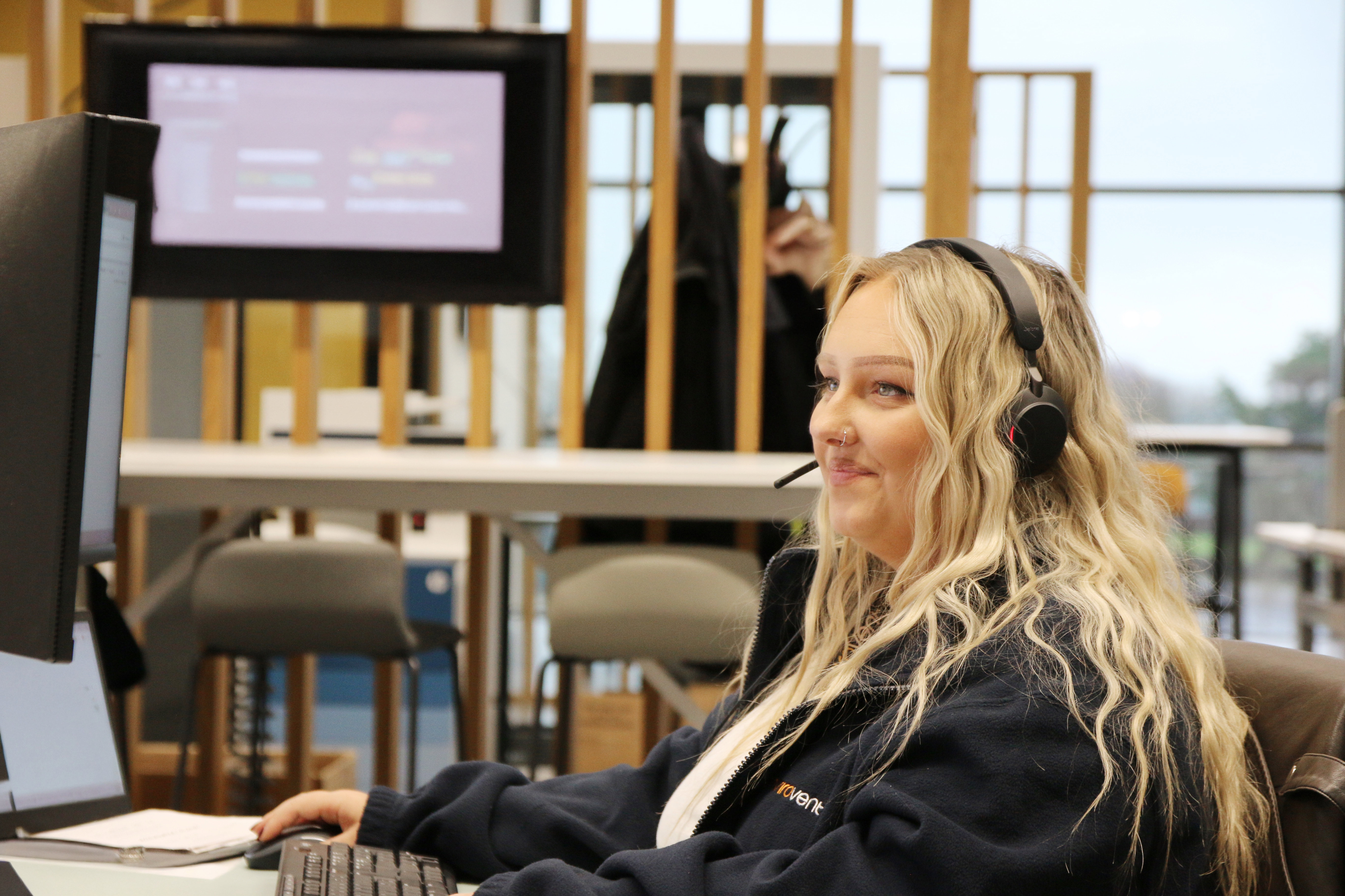 envirovent-staff-answering-phone