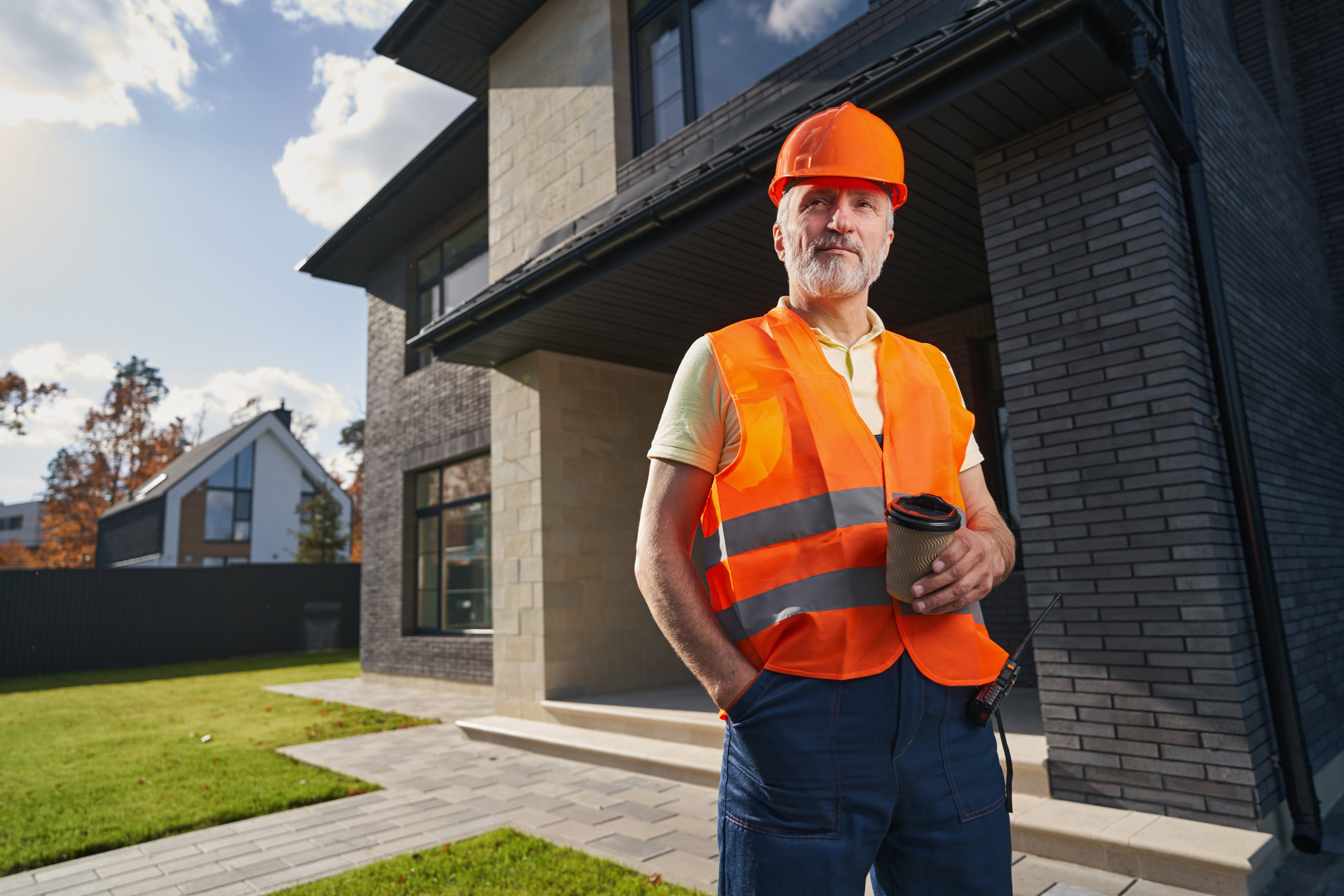 housebuilder-in-new-house