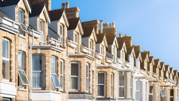 row-of-tall-houses
